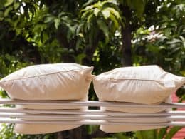 How to Make Pillows Fluffy Again